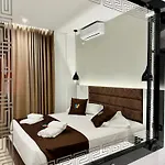 Relax Apts *