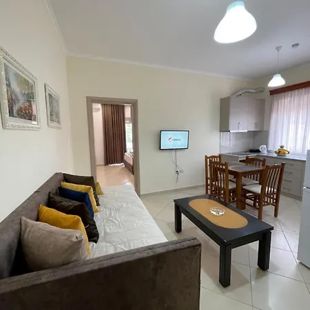 Relax Apts Sarande