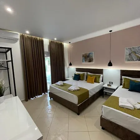 Relax Apts Sarande