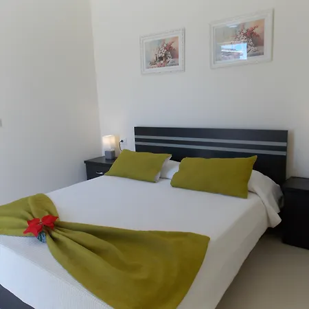 Relax Apts * סרנדה