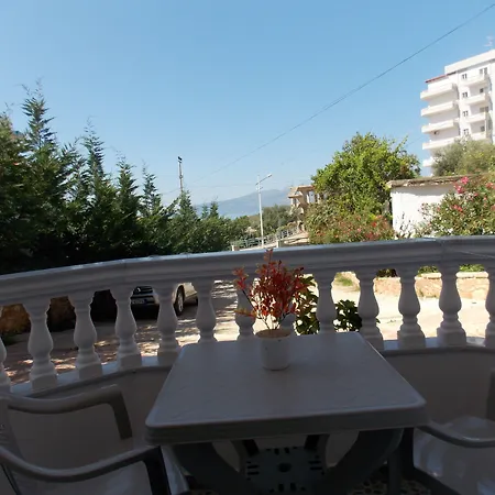 Relax Apts *