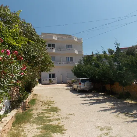 Relax Apts Apartment *