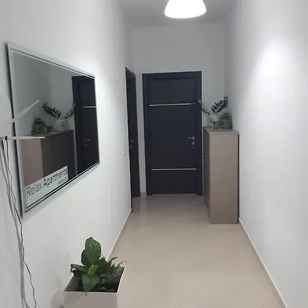 Relax Apts Sarande