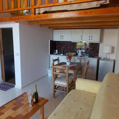 Relax Apts סרנדה